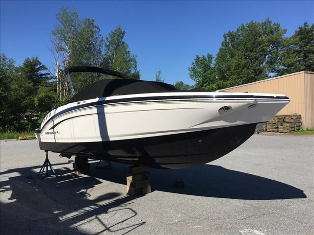 2017 Chaparral boat for sale, model of the boat is 246 & Image # 4 of 38
