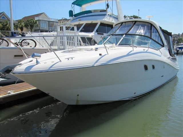 2012 Sea Ray boat for sale, model of the boat is 330 Sundancer & Image # 2 of 10