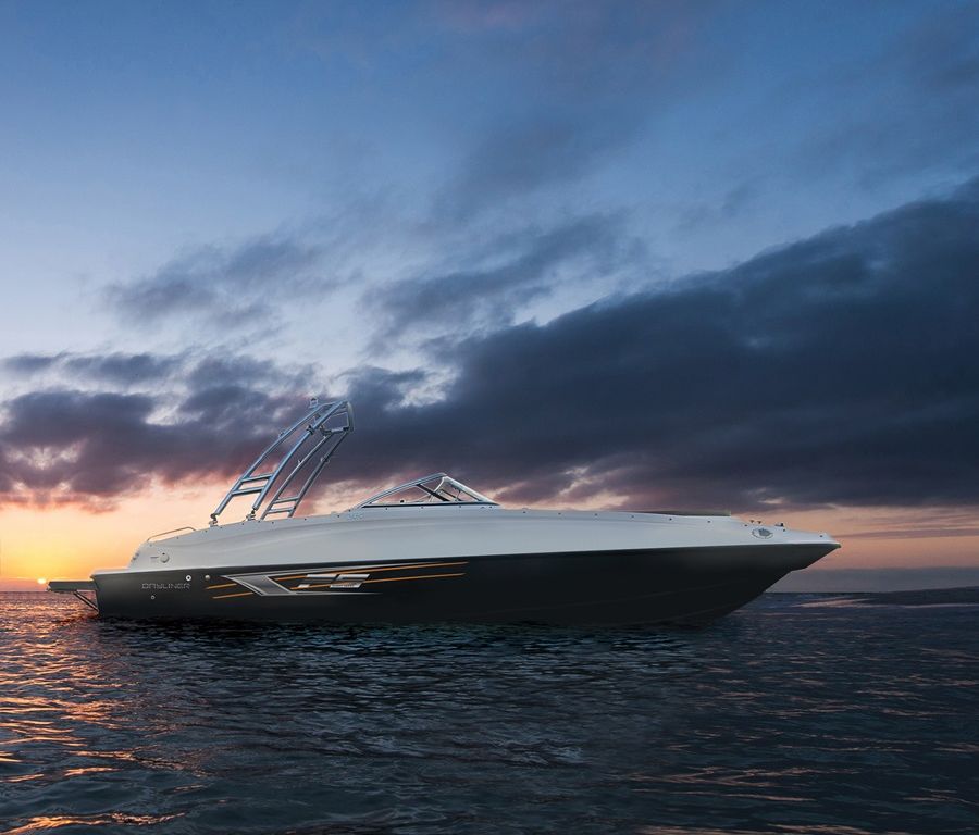 2015 Bayliner boat for sale, model of the boat is 215 & Image # 1 of 25