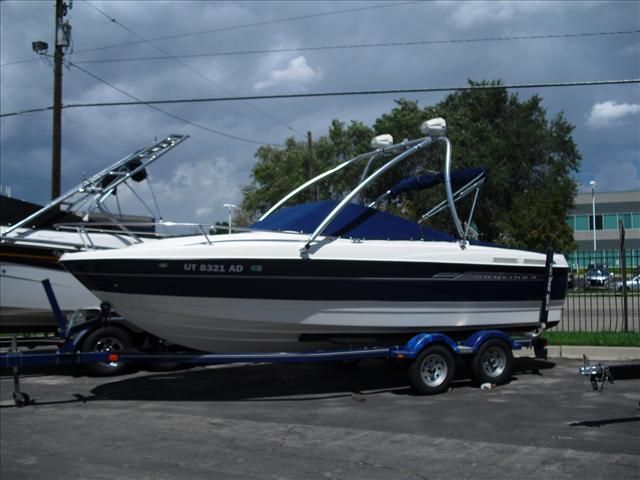2006 Bayliner boat for sale, model of the boat is 210 Classic & Image # 1 of 8