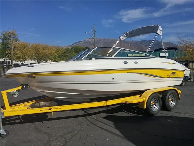 2006 Chaparral boat for sale, model of the boat is 190 & Image # 1 of 8