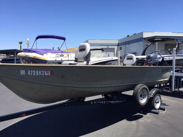 2011 Lund boat for sale, model of the boat is WC 14 & Image # 2 of 5