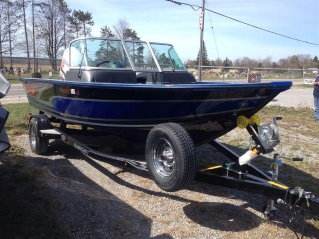 2015 Alumacraft boat for sale, model of the boat is Dominator 185 LE & Image # 7 of 12