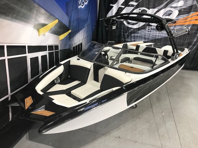 2018 Tige boat for sale, model of the boat is R22 & Image # 2 of 4