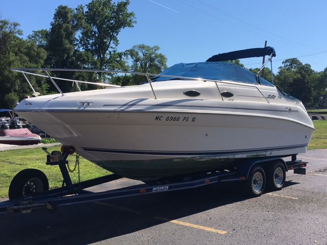 1996 Sea Ray boat for sale, model of the boat is 240 SUNDANCER & Image # 1 of 15