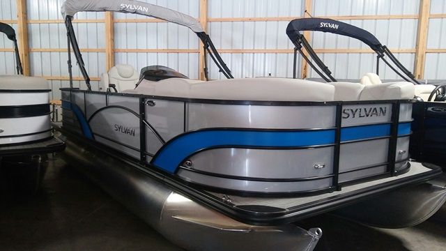 2019 Sylvan boat for sale, model of the boat is 8520MIRAGECNF & Image # 2 of 21