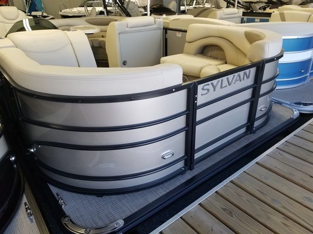 2019 Sylvan boat for sale, model of the boat is 8520MIRAGECNF & Image # 1 of 6