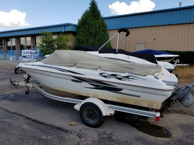 2000 Sea Ray boat for sale, model of the boat is 180 & Image # 1 of 17
