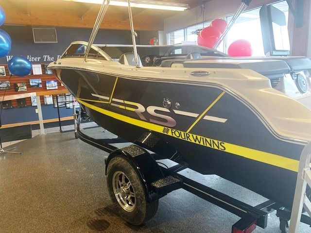 2019 Four Winns boat for sale, model of the boat is 190H/RS & Image # 2 of 10