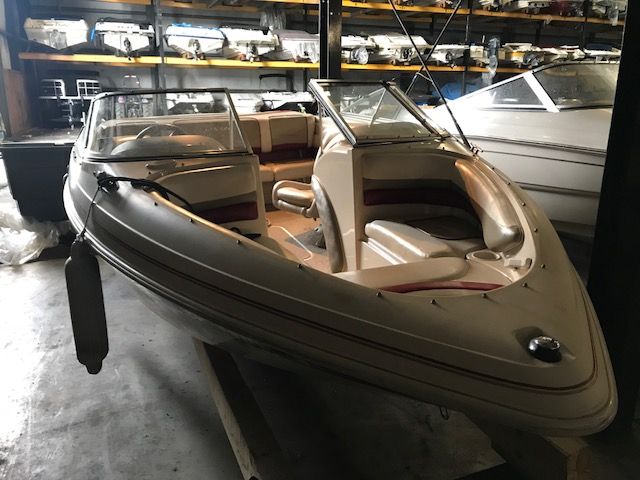 1999 Glastron boat for sale, model of the boat is 185GS & Image # 1 of 13