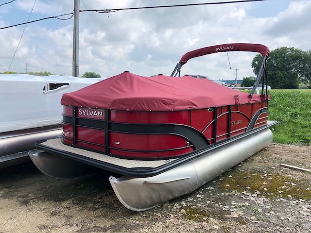 2019 Sylvan boat for sale, model of the boat is 8520MIRAGECRS & Image # 1 of 9
