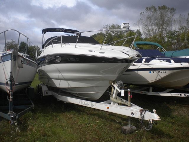 2005 Crownline boat for sale, model of the boat is 250CR & Image # 2 of 24