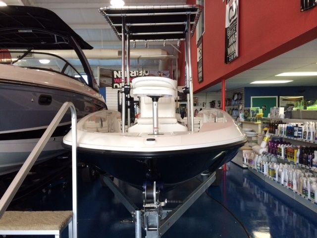 2016 Bayliner boat for sale, model of the boat is F18 & Image # 2 of 7