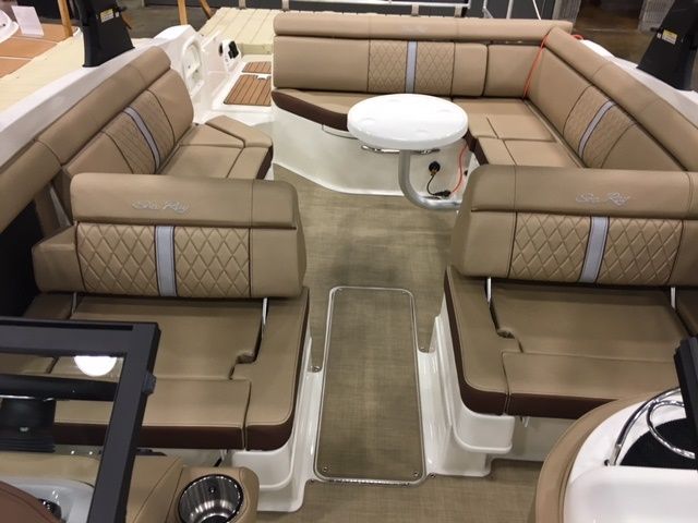 2017 Sea Ray boat for sale, model of the boat is 270SD & Image # 2 of 13