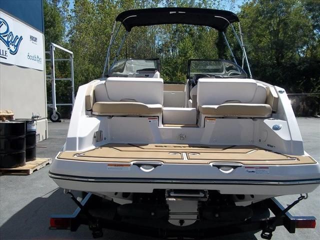 2017 Scarab boat for sale, model of the boat is 255SE & Image # 2 of 12