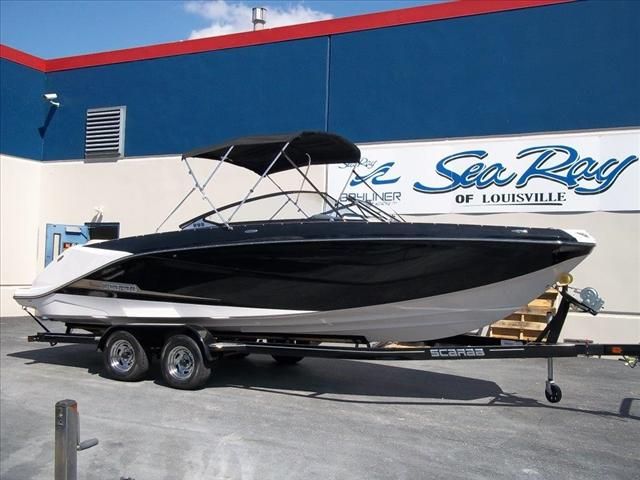 2017 Scarab boat for sale, model of the boat is 255SE & Image # 1 of 12