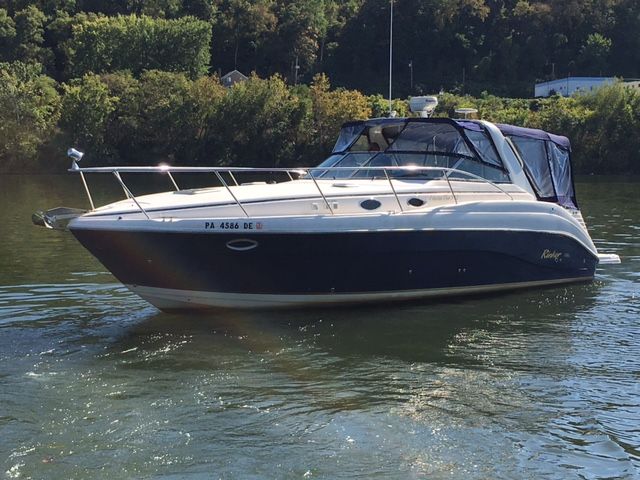 2006 Rinker boat for sale, model of the boat is Fiesta Vee 342 Express Cruiser & Image # 1 of 32
