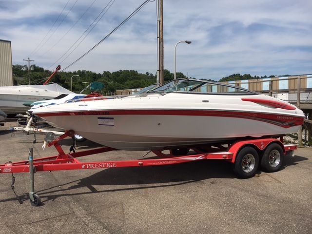 2008 Crownline boat for sale, model of the boat is 21 SS & Image # 1 of 8