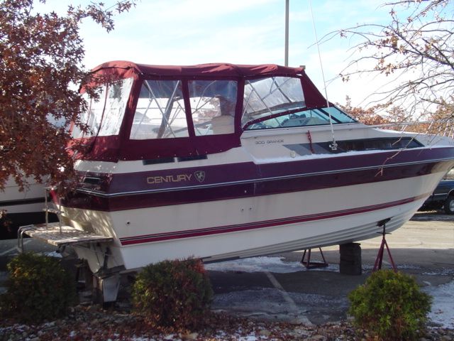 1986 Century boat for sale, model of the boat is 300 Grande & Image # 1 of 21