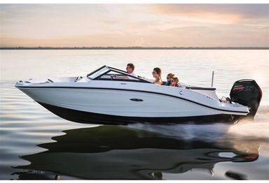 2018 Sea Ray boat for sale, model of the boat is SPX-O & Image # 1 of 5