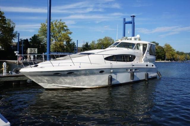 2002 Sea Ray boat for sale, model of the boat is 480 Motor Yacht & Image # 1 of 12
