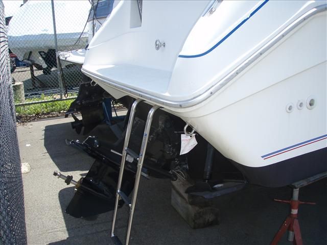 1993 Sea Ray boat for sale, model of the boat is 270 DA & Image # 2 of 17