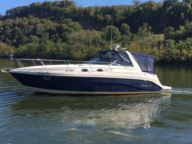 2006 Rinker boat for sale, model of the boat is Fiesta Vee 342 Express Cruiser & Image # 2 of 32