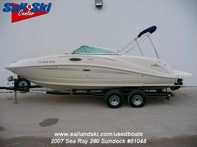 2007 Sea Ray boat for sale, model of the boat is 260 SUNDECK & Image # 1 of 31