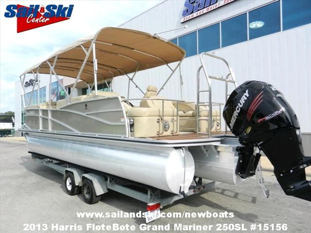 2013 Harris boat for sale, model of the boat is 250 SL & Image # 2 of 28