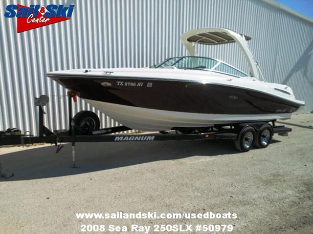 2008 Sea Ray boat for sale, model of the boat is 250 SLX & Image # 2 of 38