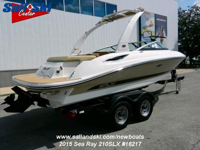 2015 Sea Ray boat for sale, model of the boat is 210 SLX & Image # 2 of 24