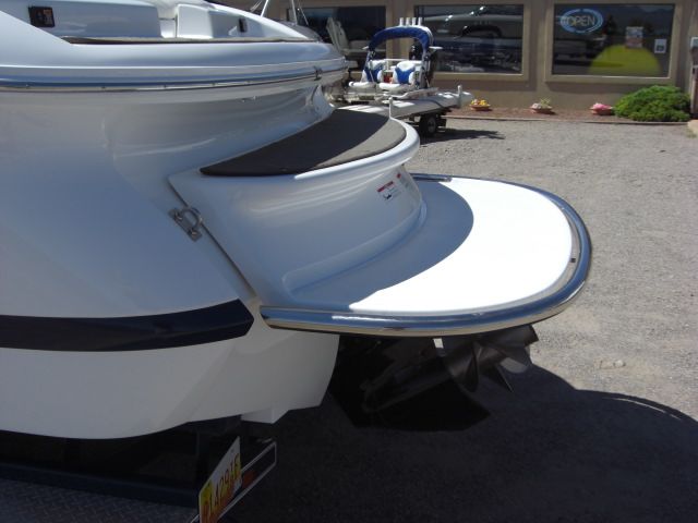 2006 Cobalt boat for sale, model of the boat is 250 & Image # 2 of 12