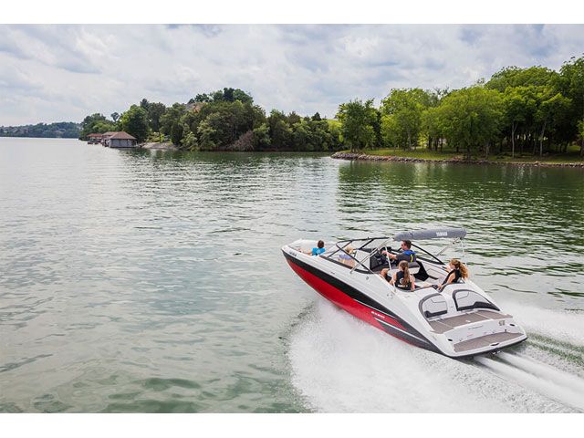 2017 Yamaha boat for sale, model of the boat is SX210 & Image # 2 of 8