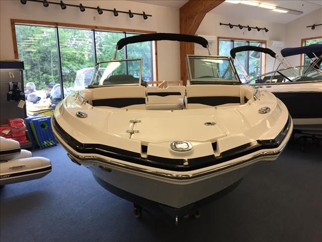 2017 Chaparral boat for sale, model of the boat is 246 & Image # 5 of 38