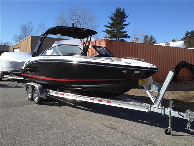 2016 Chaparral boat for sale, model of the boat is 227 & Image # 2 of 32