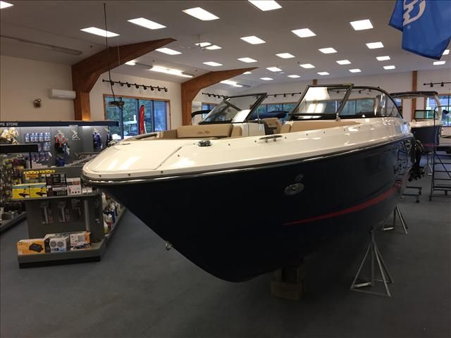 2017 Sea Ray boat for sale, model of the boat is SLX 250 & Image # 3 of 59