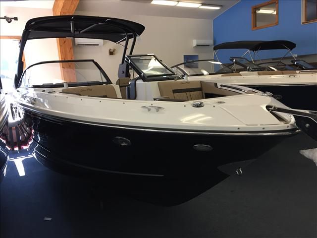 2018 Sea Ray boat for sale, model of the boat is SLX 280 & Image # 4 of 33