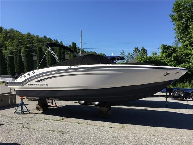 2017 Chaparral boat for sale, model of the boat is 246 & Image # 4 of 19