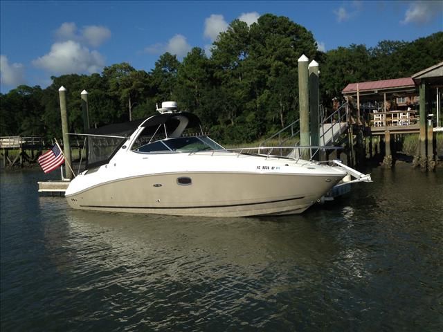 2009 Sea Ray boat for sale, model of the boat is 270 Sundancer & Image # 1 of 8