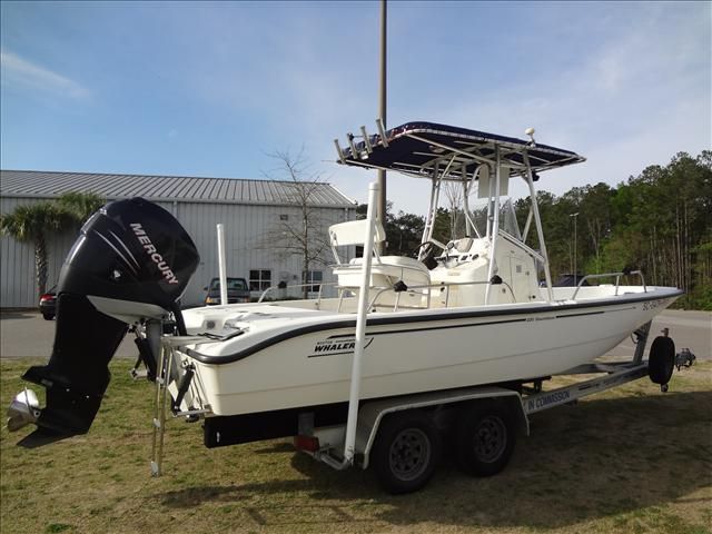 2006 Boston Whaler boat for sale, model of the boat is 220 & Image # 1 of 19