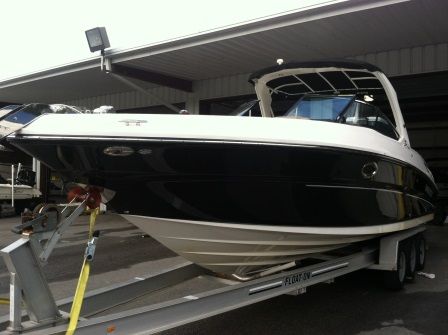 2013 Sea Ray boat for sale, model of the boat is 300 SLX & Image # 2 of 8