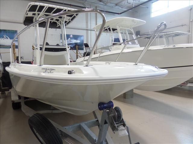 2017 Boston Whaler boat for sale, model of the boat is 240 & Image # 2 of 11