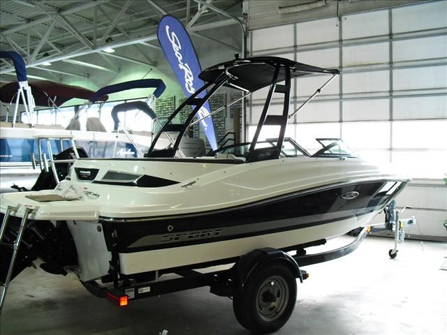 2013 Sea Ray boat for sale, model of the boat is 190 Sport & Image # 1 of 33