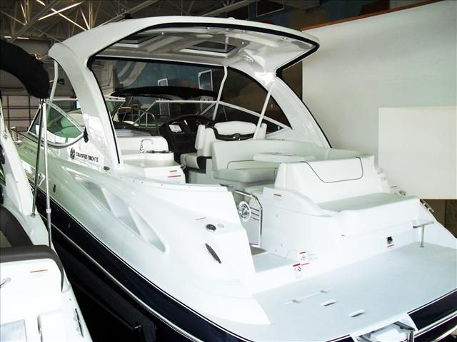 2015 Cruisers Yachts boat for sale, model of the boat is 350 Express & Image # 1 of 22