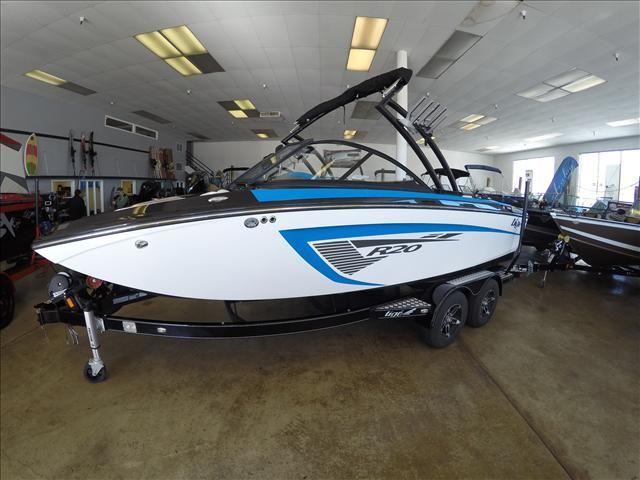 2015 Tige boat for sale, model of the boat is R20 & Image # 1 of 7