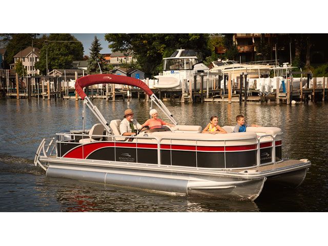 2016 Bennington boat for sale, model of the boat is 22 SSX & Image # 1 of 10