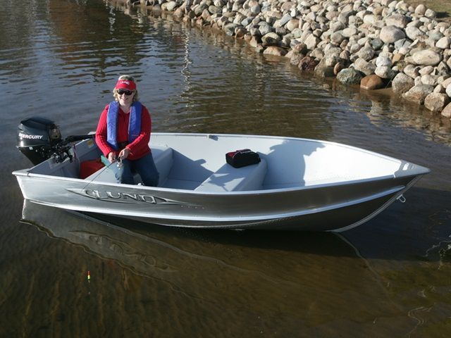 2013 Lund boat for sale, model of the boat is A 12 Tlr & Image # 1 of 7