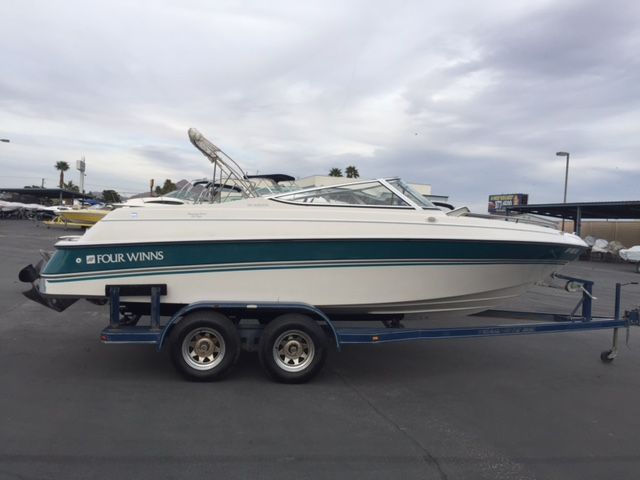 1994 Four Winns boat for sale, model of the boat is 190 Horizon & Image # 1 of 9
