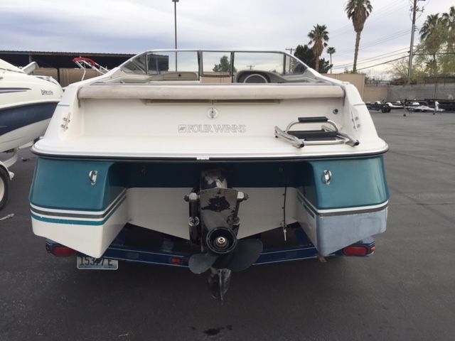 1994 Four Winns boat for sale, model of the boat is 190 Horizon & Image # 2 of 9