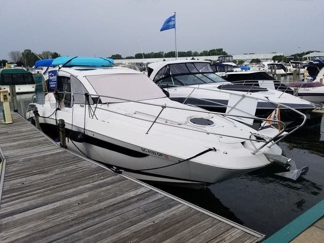 2020 Four Winns boat for sale, model of the boat is 355 VISTA & Image # 1 of 17